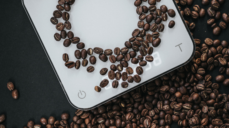 Acaia Pearl Coffee Scale Review (2021)